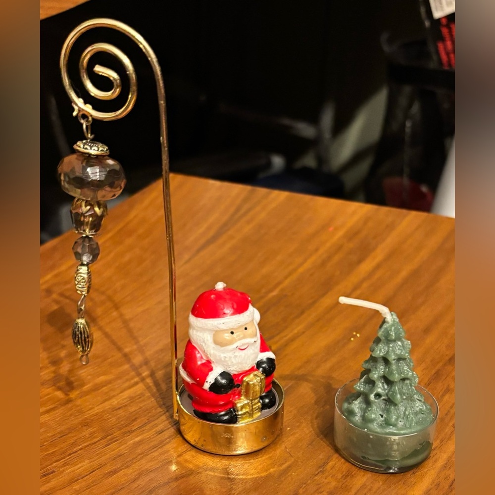 Single Holiday Brass TeaLite Holder,Glass Beads.With Santa & Pine Tree TeaLites